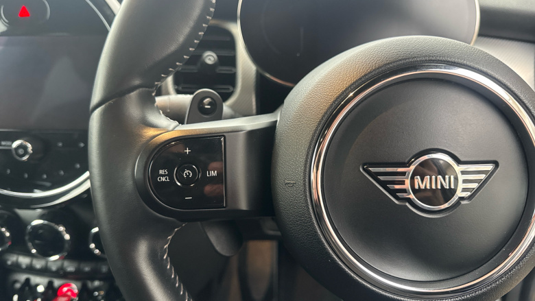 MINI Hatchback 2.0 Cooper S Exclusive 5dr Auto Petrol Hatchback